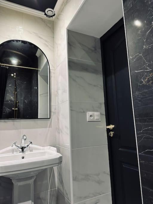 La Maison De Romance D'Hauterive Villeneuve-sur-Lot Exteriör bild