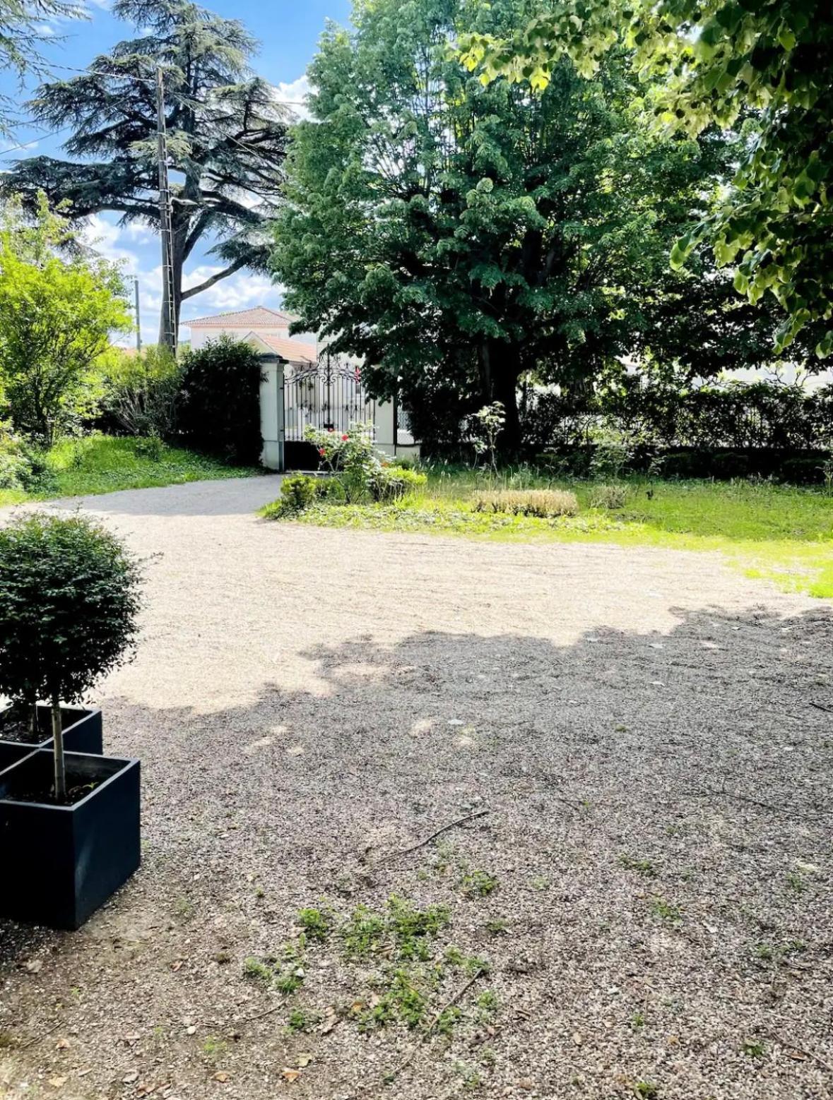 La Maison De Romance D'Hauterive Villeneuve-sur-Lot Exteriör bild